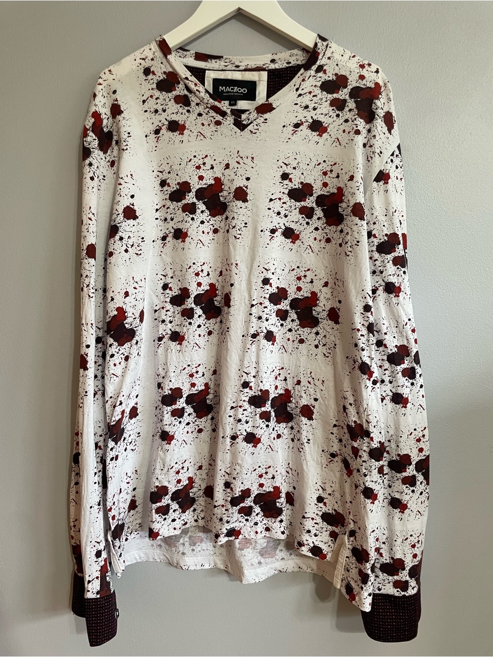 MACCOO White Tee with Red and Black Graphic Accents